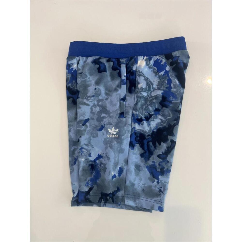 $32 NWT adidas Kids Blue/Multi Athletic Boys Shorts Size L - Picture 4 of 5